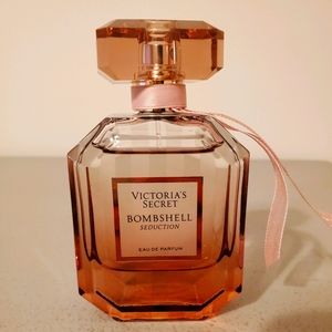 Victoria Secret Bombshell